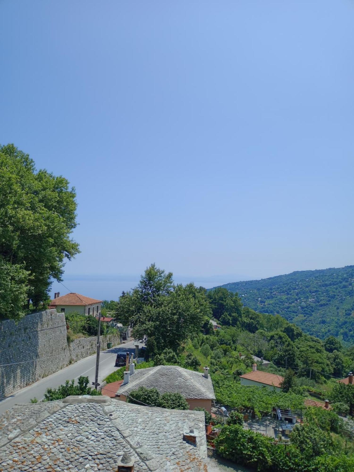 Hotel Erotas Áyios Dhimítrios 외부 사진