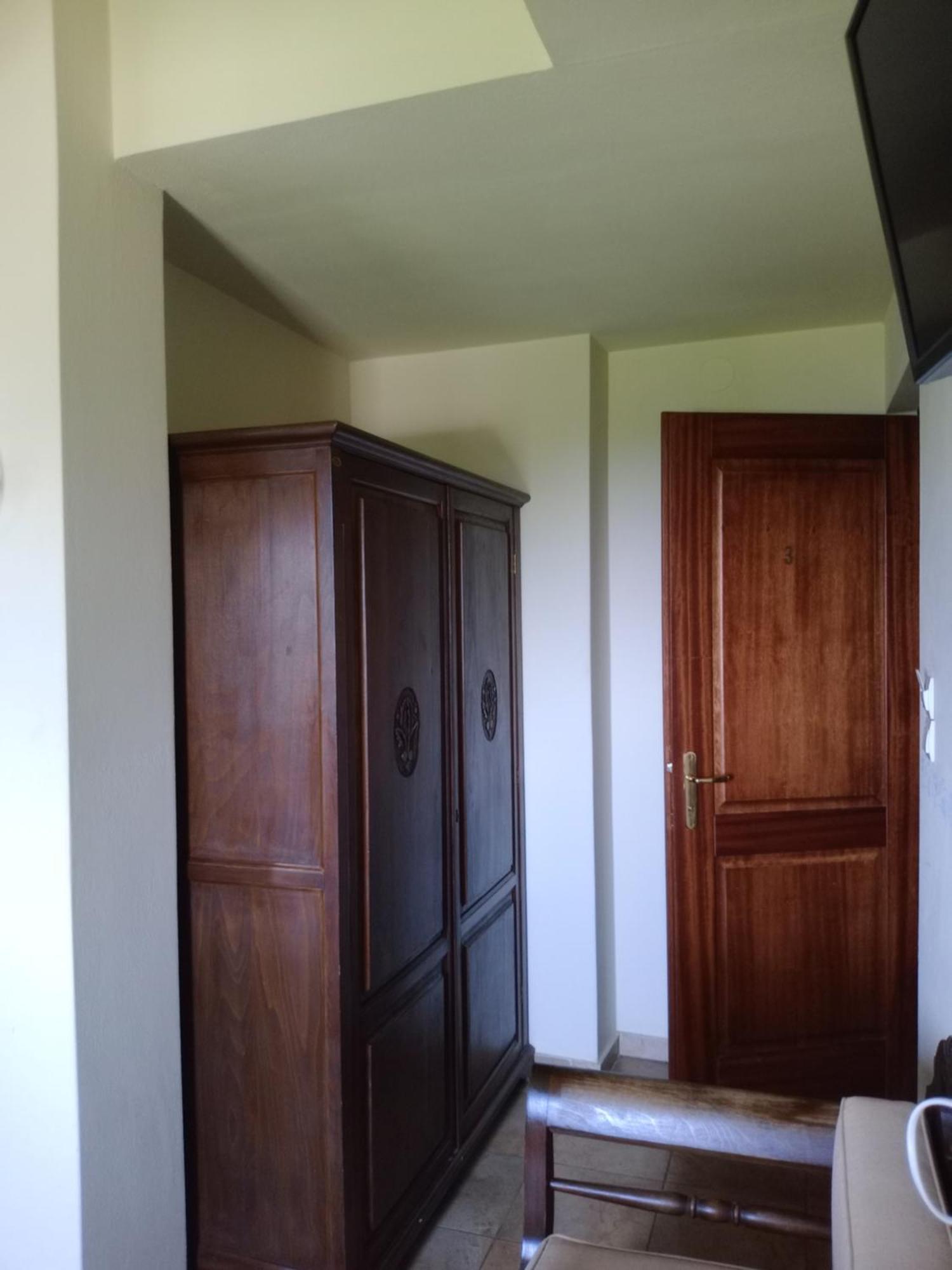 Hotel Erotas Áyios Dhimítrios 외부 사진