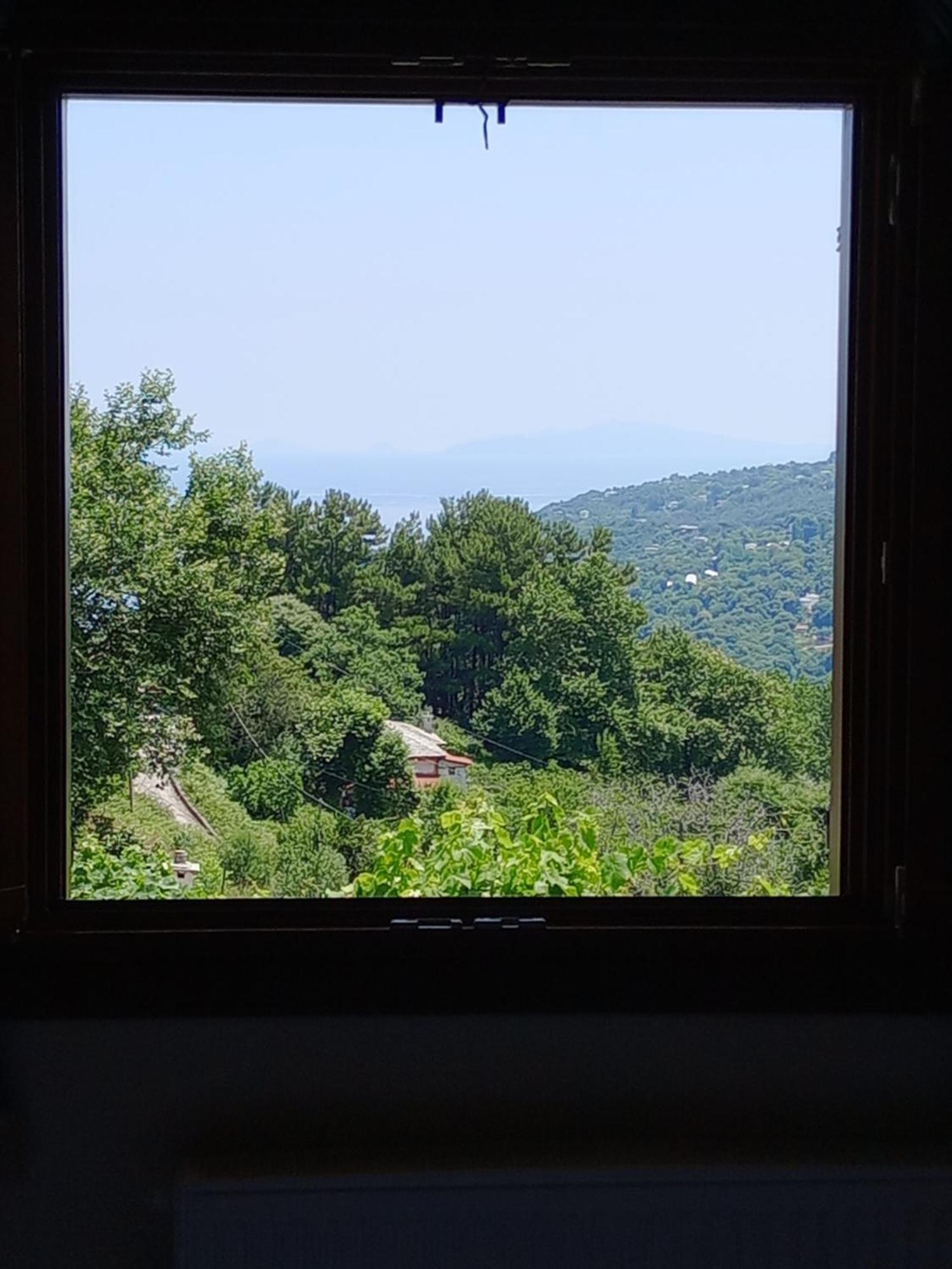 Hotel Erotas Áyios Dhimítrios 외부 사진