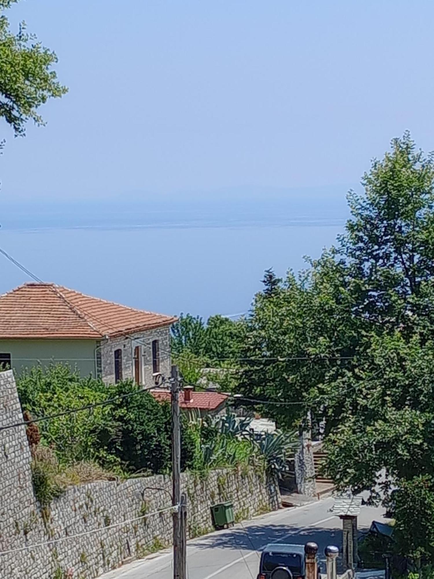 Hotel Erotas Áyios Dhimítrios 외부 사진